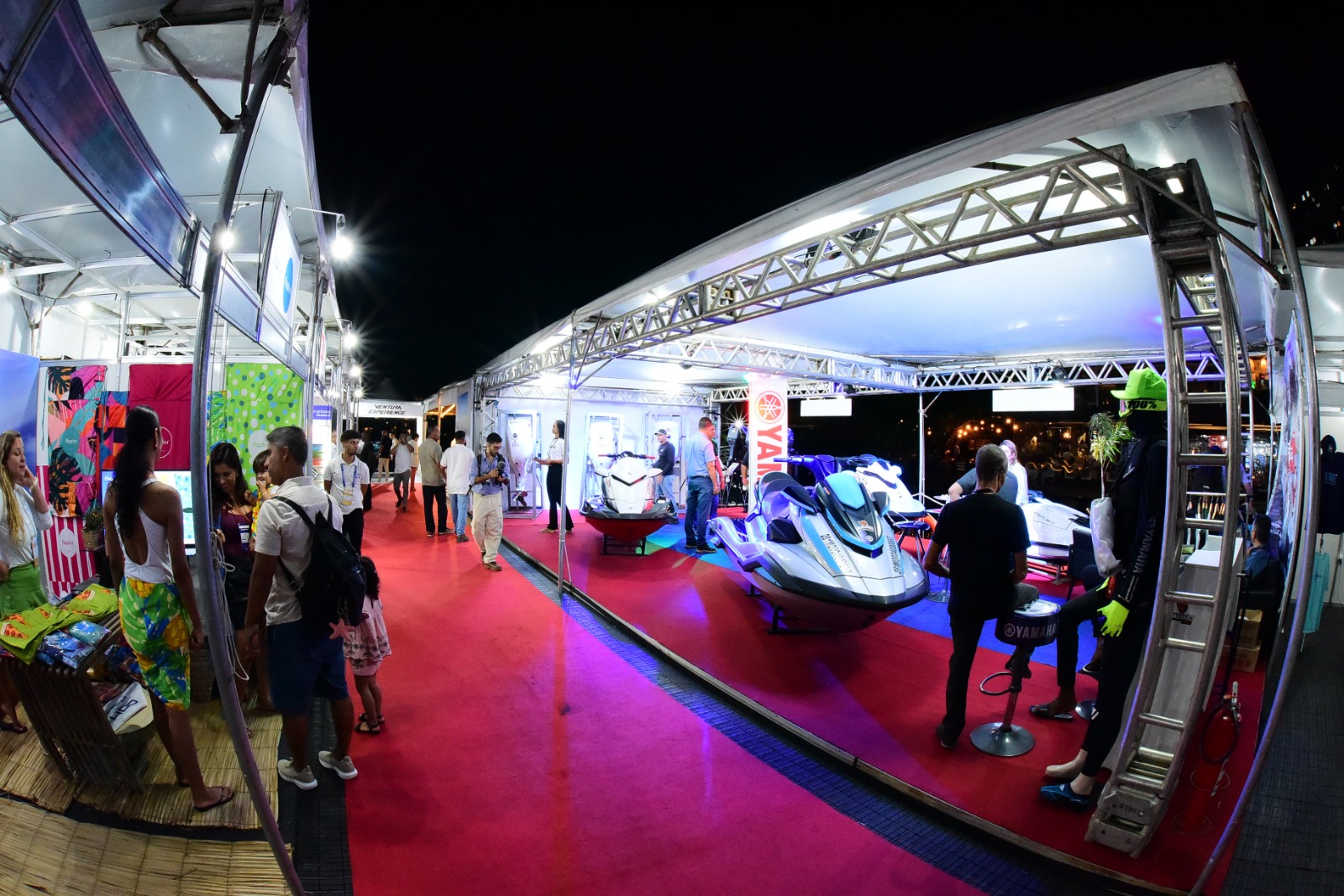 - Prefeitura dá início à primeira edição do Salvador Boat Show na Bahia Marina