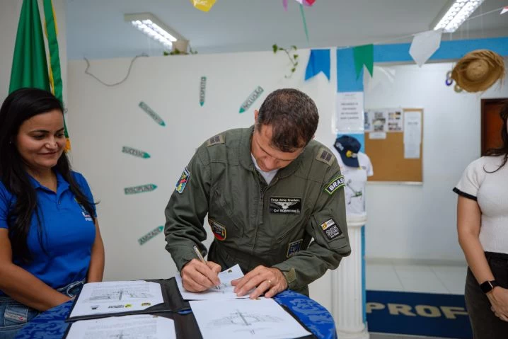 Débora Régis - Prefeitura de Lauro de Freitas e Base Aérea de Salvador retomam Programa Forças no Esporte