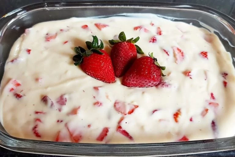 Creme Gelado de Morango