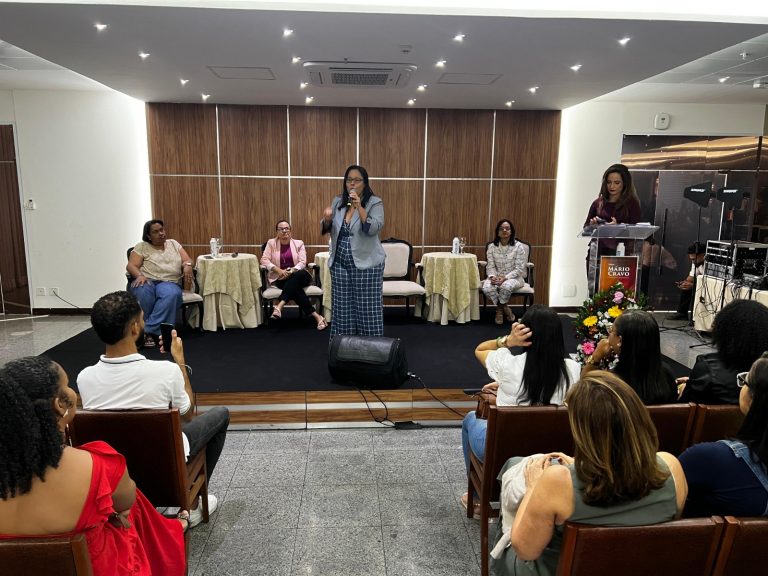SPMJ certifica mais de 700 jovens e mulheres que passaram por qualificação profissional