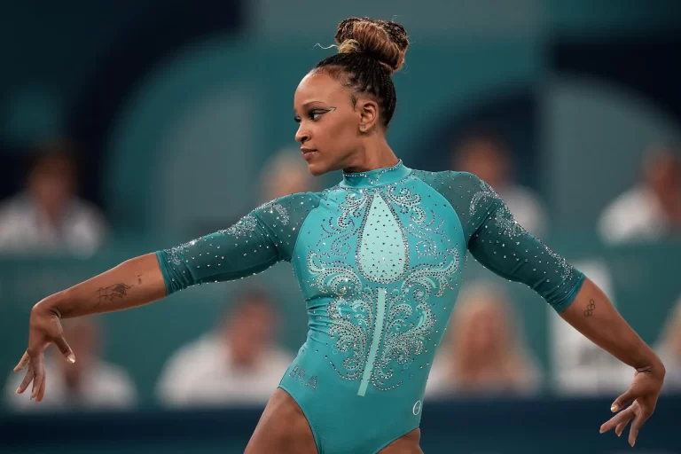 REBECA É OURO!!! Ginasta brasileira ganha no Solo nas Olimpíadas