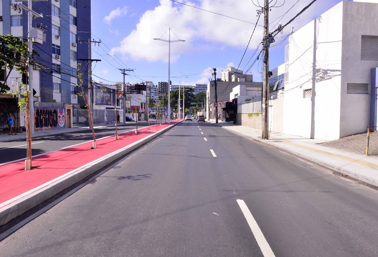 - Rua Conselheiro Pedro Luiz, no Rio Vermelho, é entregue requalificada