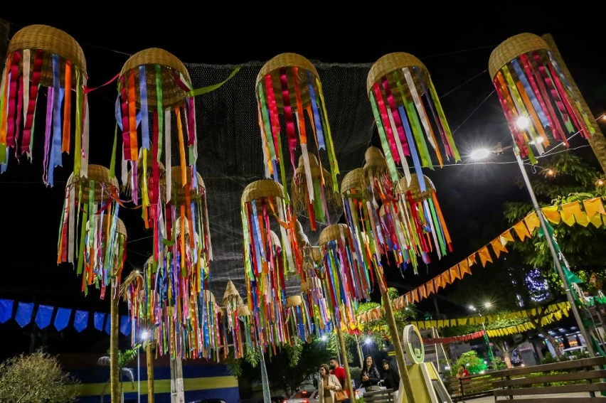 - Santo Antônio de Jesus ganha cenário de festa de interior com decoração que resgate as tradições