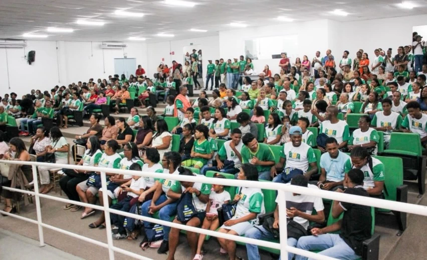 Simões Filho inicia EJA PRO em parceria com o SENAI e oferece qualificação profissional a jovens e adultos 1 Simões Filho inicia EJA PRO em parceria com o SENAI e oferece qualificação profissional a jovens e adultos