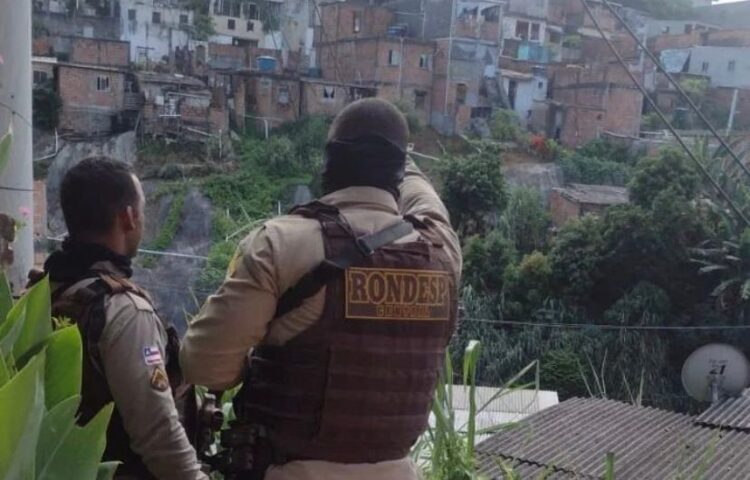 VIOLÊNCIA CONTRA POLICIAIS: 37 agentes de segurança baleados em 2023 em Salvador e RMS