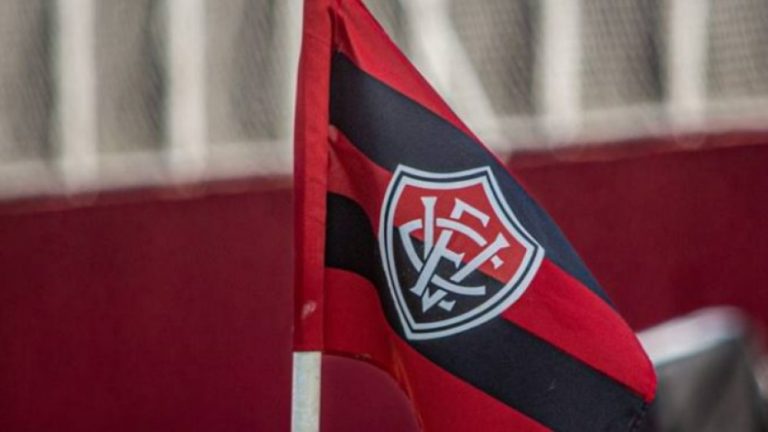 Vitória corre contra o tempo para reforçar elenco antes do fim da janela de transferências
