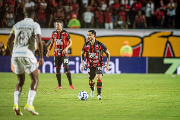 Vitória empata com o Grêmio