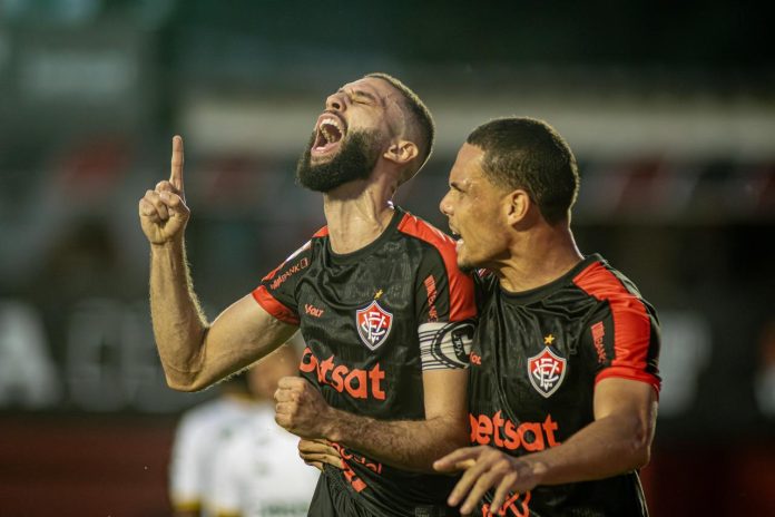 Vitória vence Cuiabá
