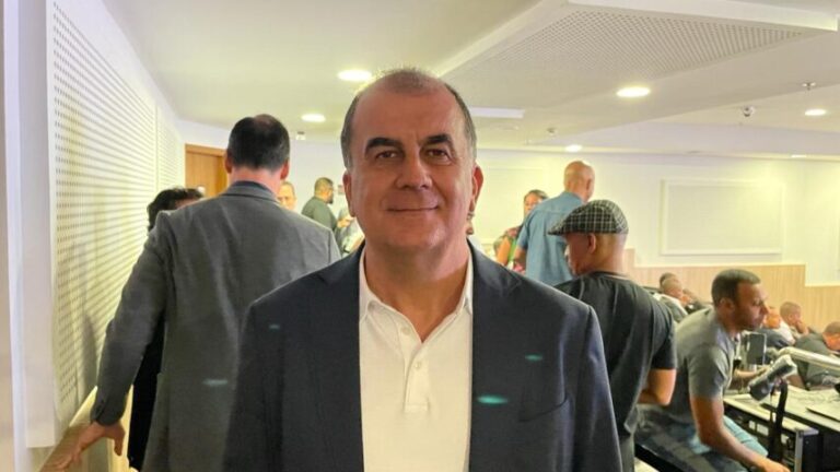 “Fizemos um time forte para brigar para ser campeão baiano”, diz Fábio Mota