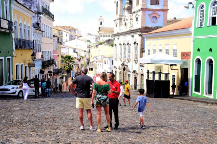 HAJA FÔLEGO! Com ensaios e Carnaval de 14 dias, a programação do verão de Salvador não vai deixar ninguém parado