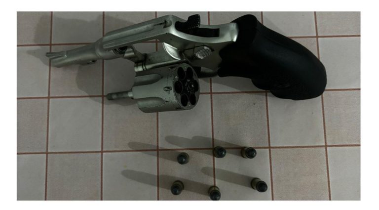 Arma de fogo é apreendida pela PM em Itaberaba