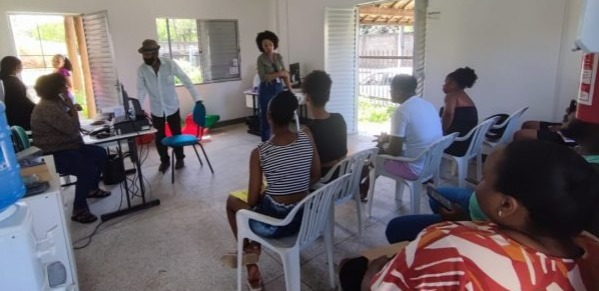 Atendimento itinerante da Embasa chega a Lauro de Freitas