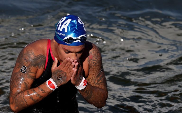 NÃO DEU! Ana Marcela fica em quarto lugar na maratona aquática e desabafa: ‘Um abismo’
