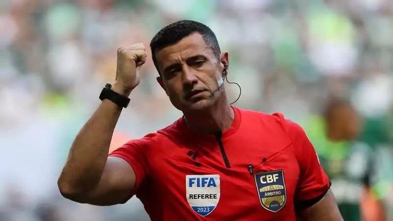 Árbitro que tem histórico de erros contra o Bahia apitará BAVI