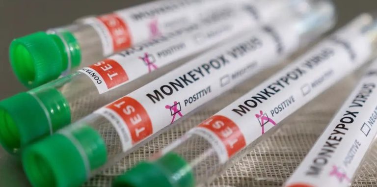 Com 709 casos de mpox no Brasil, ministério convoca reunião