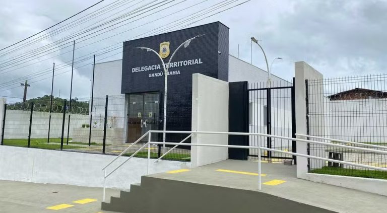 ABSURDO! Homem é preso em Gandu acusado de estuprar filha e duas enteadas