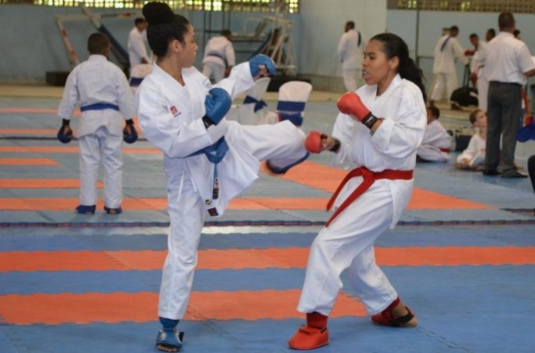 Arena de Esportes da Bahia recebe Campeonato Baiano de Karatê 2024 neste final de semana