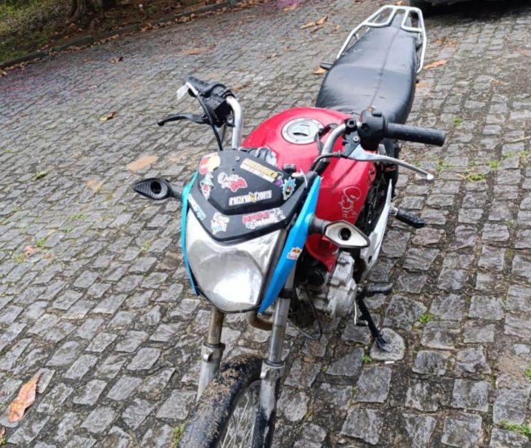 PM apreende homem com moto adulterada em Coaraci