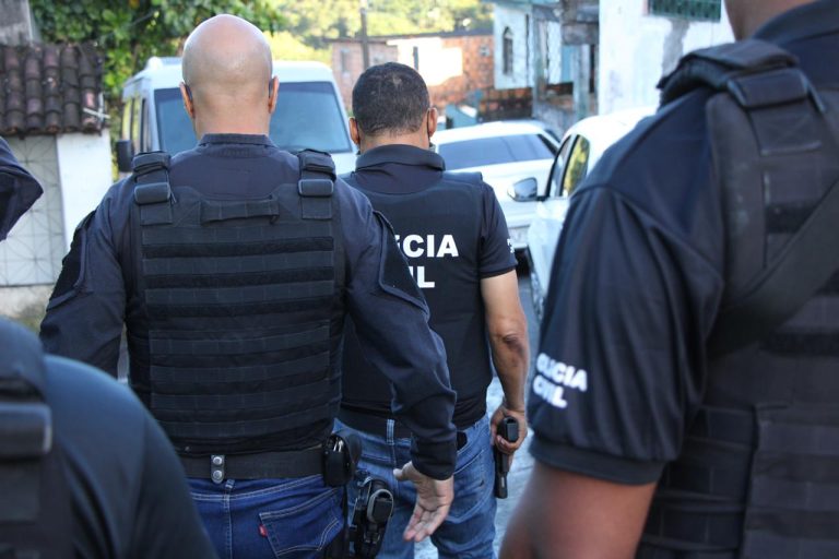 Acusado de homicídio é preso em Feira de Santana