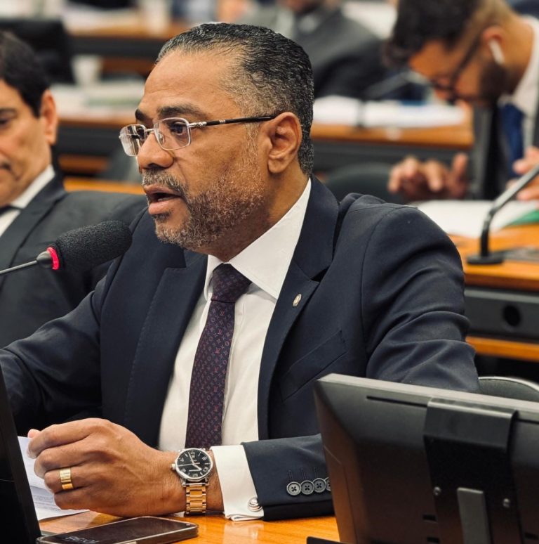 Requerimento de Marinho é aprovado em reconhecimento aos atletas brasileiros medalhistas das Olimpíadas de Paris 2024