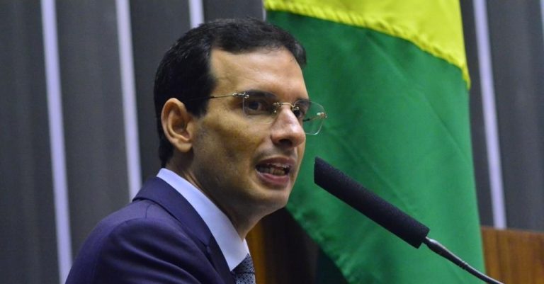 Leo Prates assume a presidência da Comissão de Trabalho na Câmara