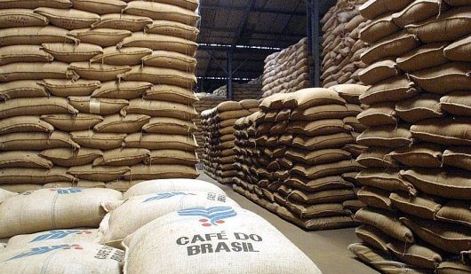 Receita bruta dos Cafés do Brasil estimada para o ano 2025 atinge R$ 123,28 bilhões