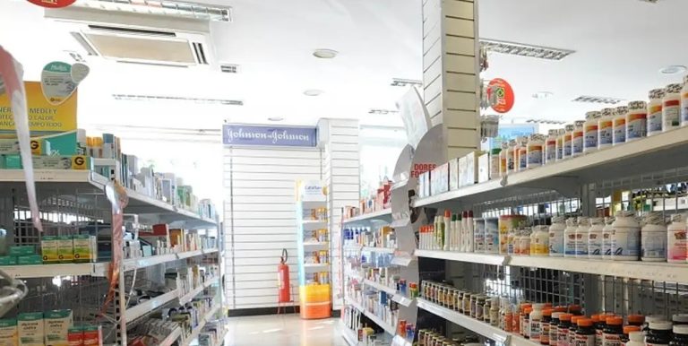 Resolução permite que farmacêuticos prescrevam medicamentos