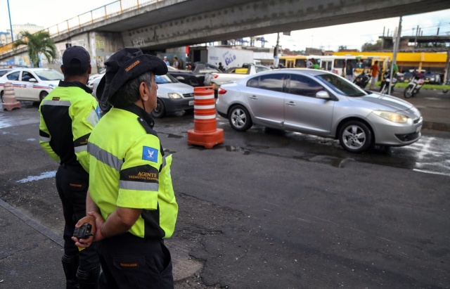 Semana Santa: Transalvador faz operação especial no Mercado do Peixe e na Feira de São Joaquim