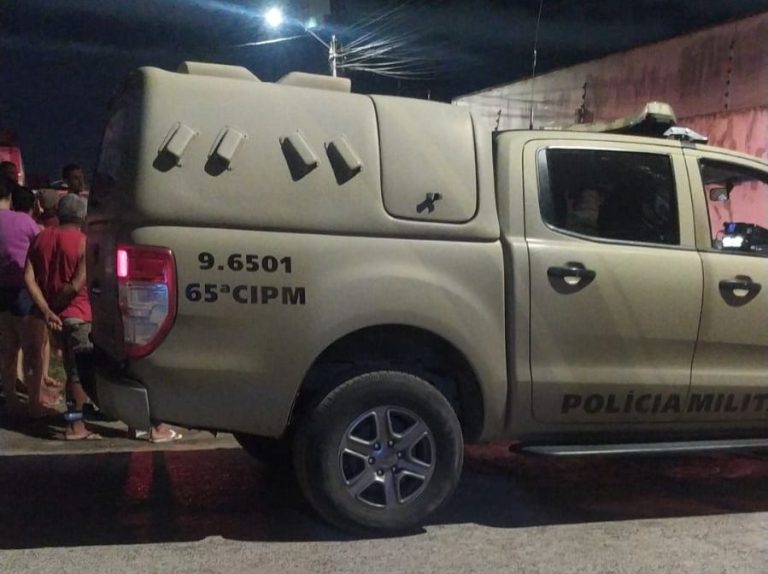 TIROS NO TOMBA! Homem alvejado perto de mercado em Feira de Santana não resiste