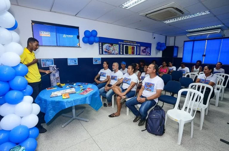 Cursos profissionalizantes gratuitos qualificam moradores do Subúrbio em áreas com demanda de mão de obra