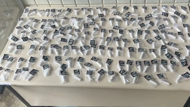 Correria em Pernambués! Rondesp Central apreende cocaína e prende suspeito em Manguinhos