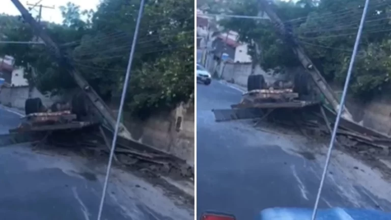 Caminhão tomba e destrói poste na Ladeira do Xurupita em Porto Seguro