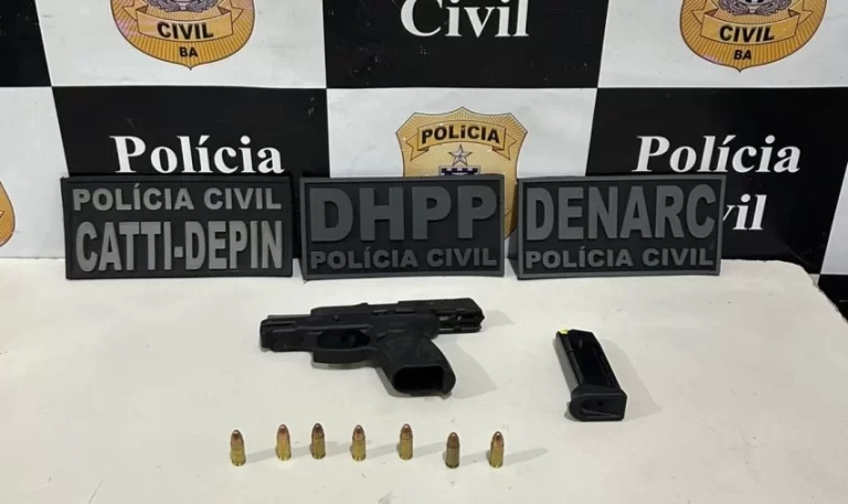 Dupla é presa no povoado de Salitre com arma e quatro motocicletas adulteradas
