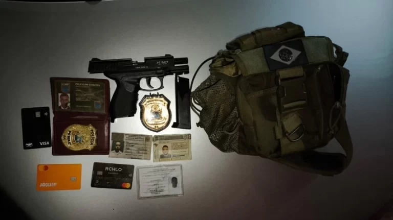 O MENTIROSO: ‘PM fake’ é preso em Valéria com distinto e réplica de pistola