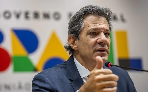 Haddad diz que mudança no IOF foi revisada para evitar especulações
