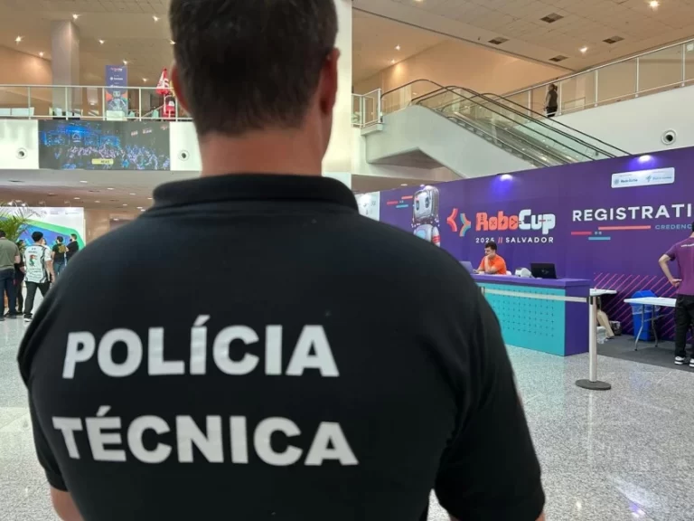 Polícia Técnica disponibiliza Unidade Móvel durante evento ROBOCUP 2025