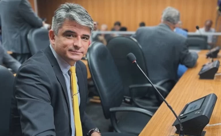 “ÚNICO CAMINHO”: Deputado Marcone defende SAF no Vitória e cita sucesso do Bahia