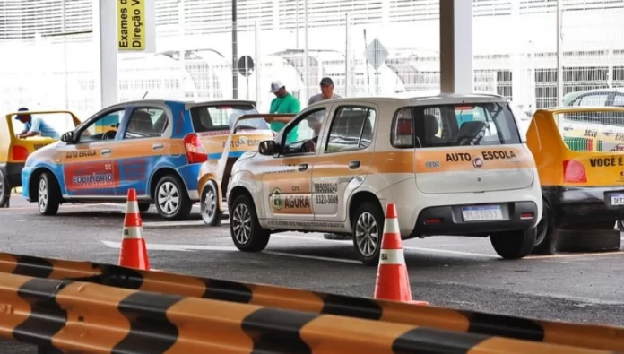 obrigatoriedade de autoescola