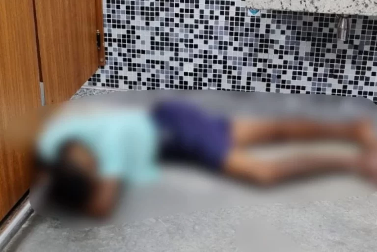 Usuário de drogas surta dentro do Atakadão de Mata Escura e causa tumulto