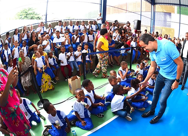 Rede municipal de ensino de Salvador avança no Ideb 2025 com crescimento nos Anos Iniciais e Finais