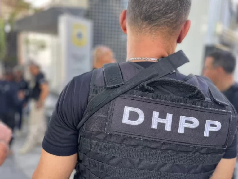 ESTAVA NA CASA DO NAMORADO: Adolescente desaparecida na Liberdade é localizada em Cajazeiras XI