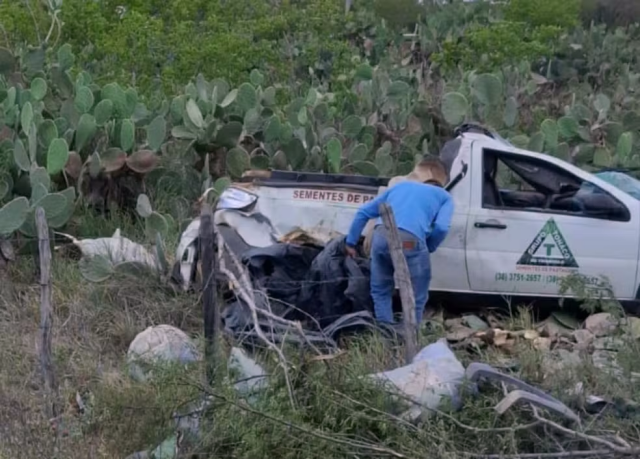 ACIDENTE NA BR-324: Motorista morre após ser arremessado para fora do carro em capotamento