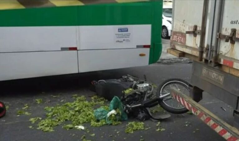 GRAVE ACIDENTE: Motociclista morre após bater de frente com caminhão na Mata Escura