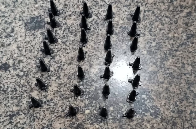 SIMÕES FILHO: Adolescente é apreendido com cocaína após tentativa de fuga