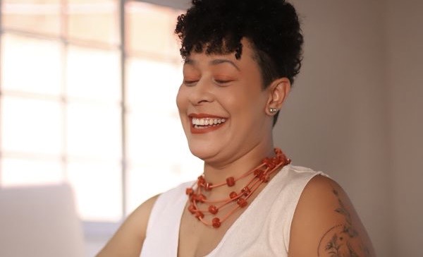 Karla Calazans inova com Cine Mulher de Negócios no Dia da Mulher Empresária
