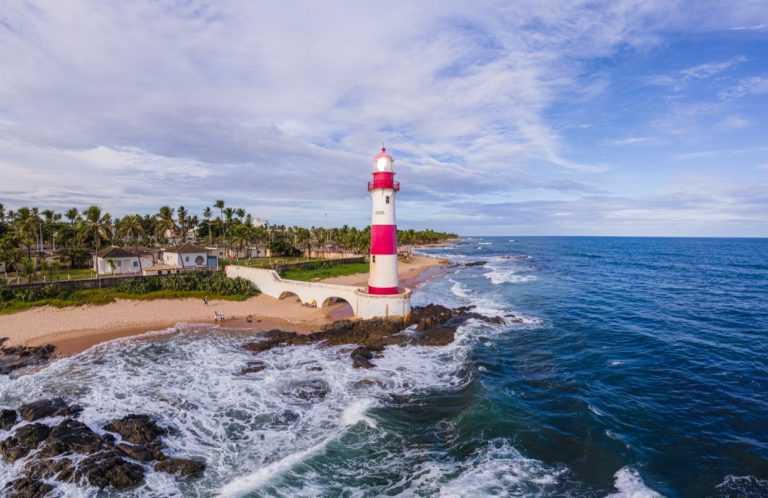 PREVISÃO É DE SOL: Veja praias impróprias para banho em Salvador