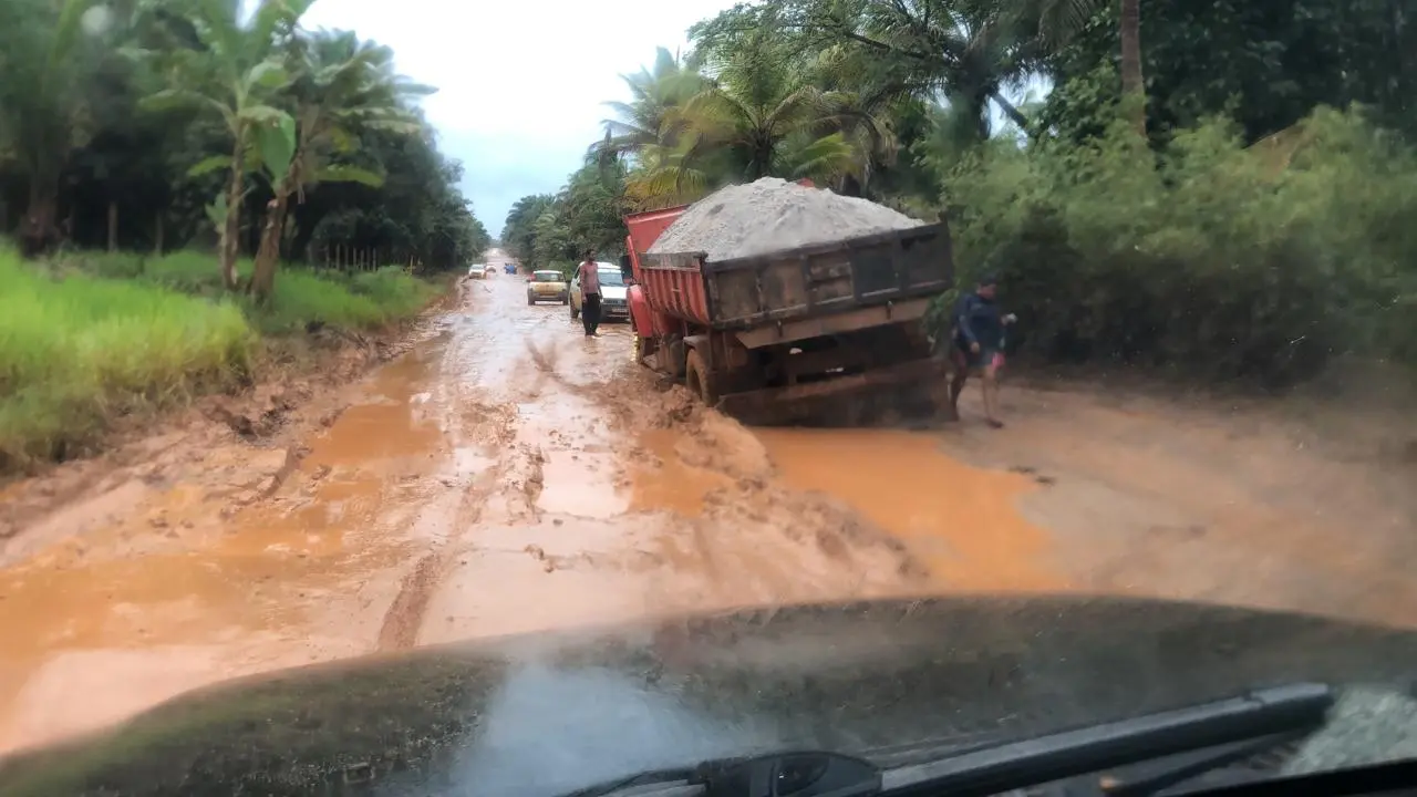 OBRAS NA BAHIA: Licitação da duplicação da BR-101 e pavimentação da BR-030; saiba detalhes