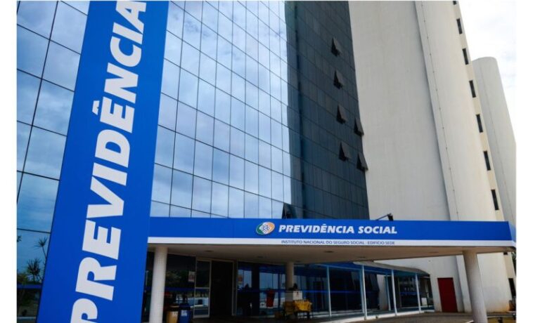 PF cumpre em Sergipe mandados contra suspeitos de fraude no INSS