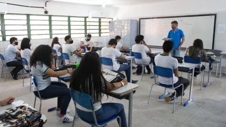 Inep divulga edital da Prova Nacional Docente 2025; confira regras