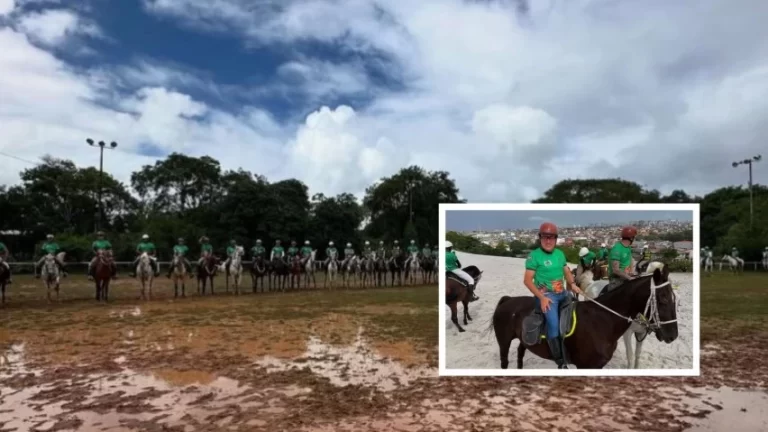 Ninho participa de cavalgada da PM em Salvador: “quase dois séculos de história”